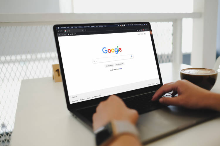 tu web tiene errores que google ve y tu no